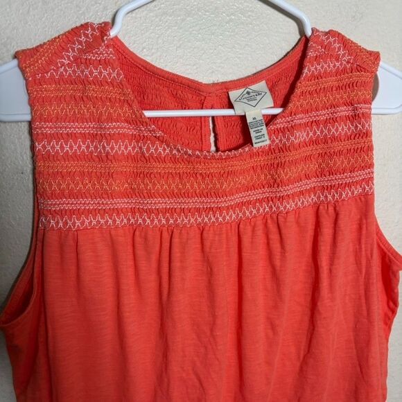 St John's Bay Tank Top Women's XL Smocked Sleeveless Casual Round Neck - Picture 2 of 7